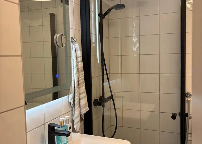 Corner With Balcony In * برغن