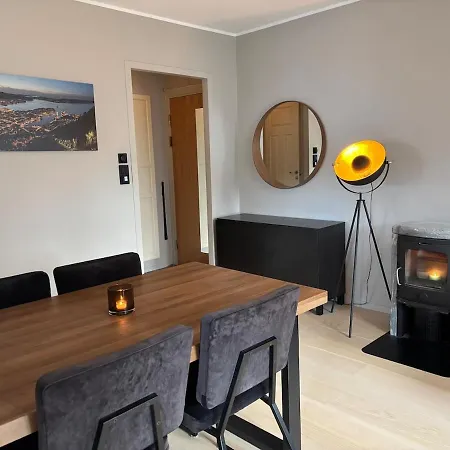 Corner With Balcony In Берген