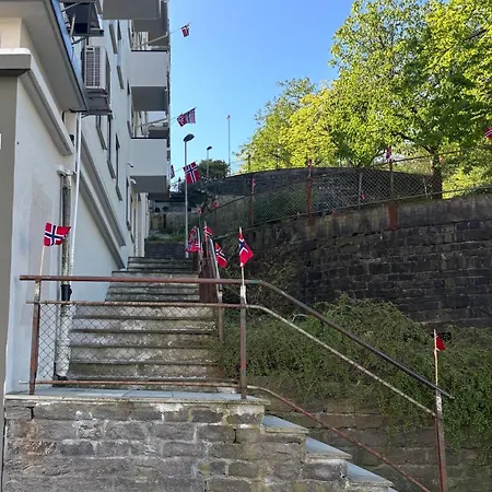 公寓 Corner With Balcony In
